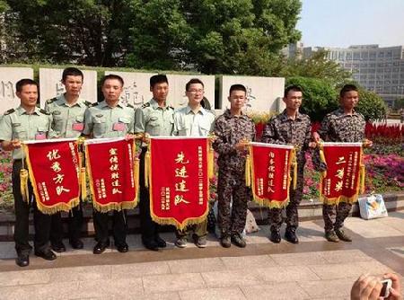 教官合影